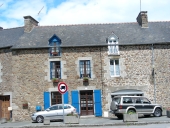 Maison à boutique, 16-18 rue Raphaël de Folligné (La Gouesnière)