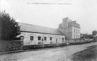 Ancienne école Saint-Michel, aujourd'hui maison et école, 9, 11 rue de Saint-Médard (Saint-Aubin-d'Aubigné)