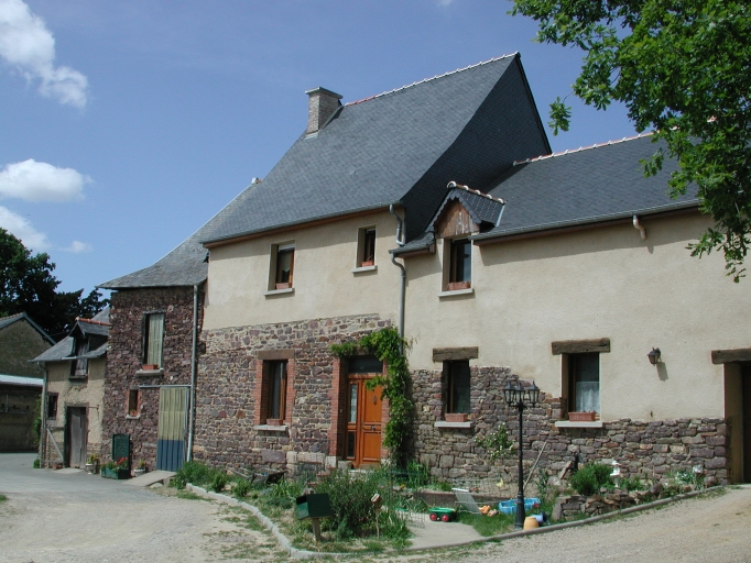 Ferme, 15bis rue des Rochers (La Chapelle-Thouarault)