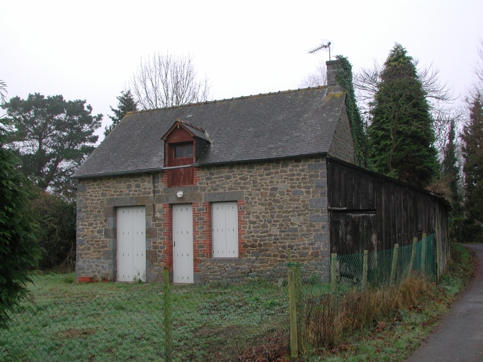 Maison, les Chaussées (Saint-Pierre-de-Plesguen fusionnée en Mesnil-Roc'h en 2019)
