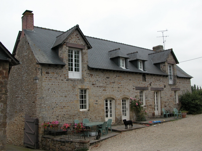 Ferme, actuellement maison, Vaux Vert (Bais)