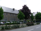 École secondaire, collège Théophile-Briant, 21 rue des Trente (Tinténiac)