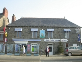 Maison à boutique, 16 rue Nationale (Saint-Domineuc)