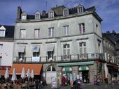 Immeuble, 2 place Gambetta (Vannes)