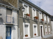 Immeuble à logements, 33 rue Neuve (La Guerche-de-Bretagne)