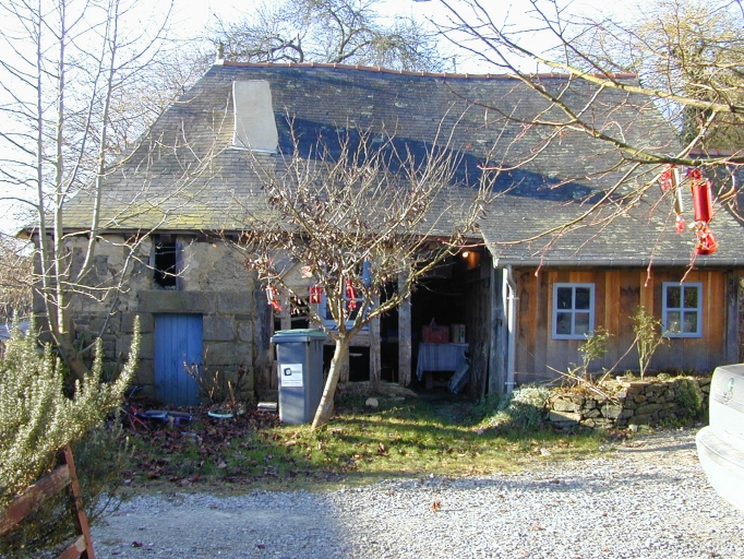 Four, rue du Pont (Saint-Léger-des-Prés)