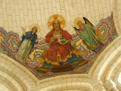 Peinture monumentale : Christ roi entouré de la Vierge et de saint Michel