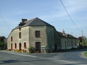 Maison à boutique, près de la Cotelais (Montfort-sur-Meu)