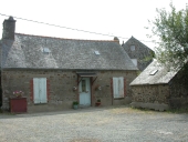 Ferme, 6 allée de Nandrin (Saint-Père-Marc-en-Poulet)