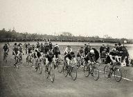 Vélodrome de Bolumet, actuellement logements HLM du Vélodrome (Pontivy)