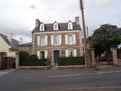 Maison, rue du Professeur Jean Renaud (Paimpol)