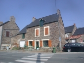 Maison, 11 rue du Calvaire (La Ville-ès-Nonais)