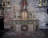 Ensemble de l'autel du Sacré-Cœur : autel, tabernacle, gradin d'autel, basilique Notre-Dame-du-Roncier (Josselin)