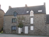 Maison, le Village (Le Tronchet)