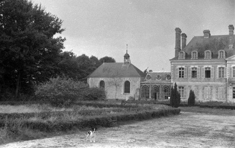 Château, le Plessis (La Couyère)