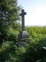 Croix de chemin, près de Kerfandan (Baud)