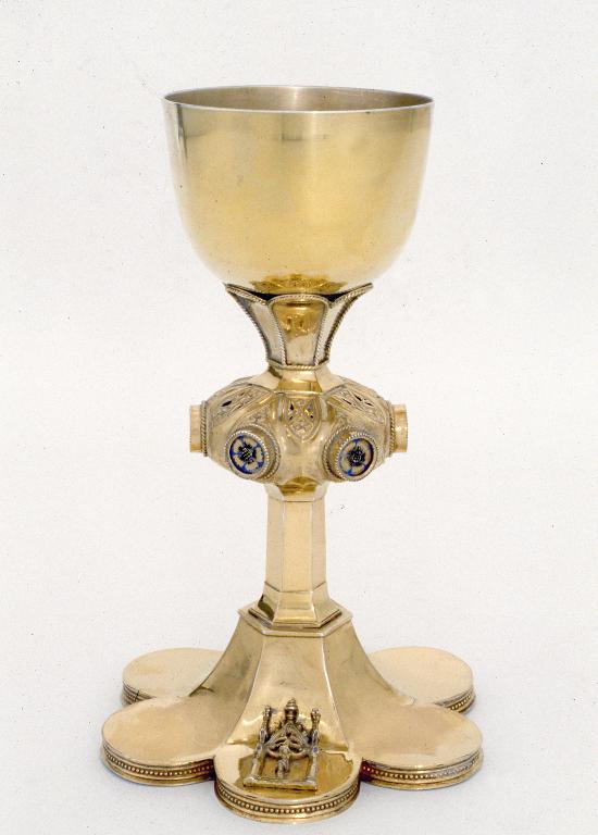 Calice & patène 1, église paroissiale Saint-Pierre (Plounévez-Lochrist)