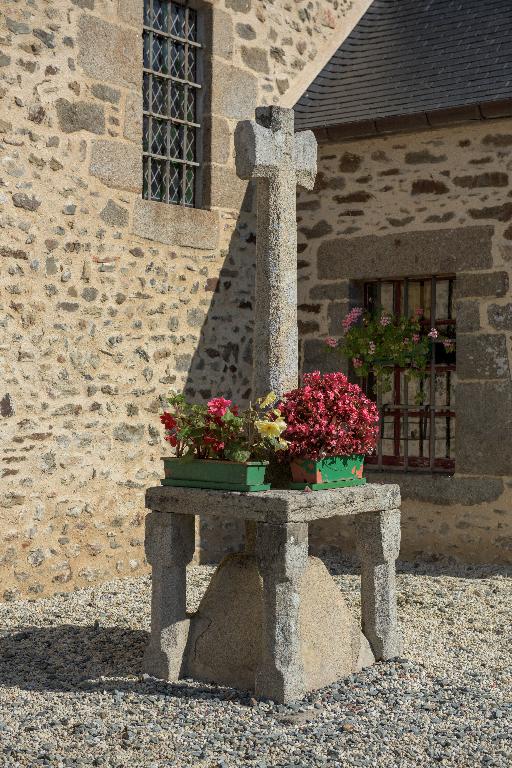 Les croix monumentales sur la commune de Langrolay-sur-Rance