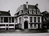 Mairie, poste, télégraphe et téléphone, 18 place de Hôtel de Ville (Noyal-sur-Vilaine)