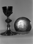 Calice, patène (2), église Paroissiale Saint Germain (Glomel)