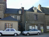 Magasin de commerce, rue de l'Abbé Chapdeleine (Meillac)