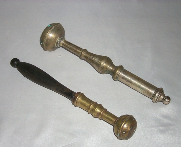 Ensemble de 2 goupillons