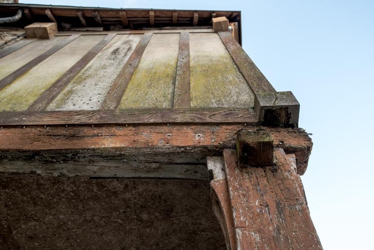 Maison à porche, 12 rue d'Anjou (La Guerche-de-Bretagne)