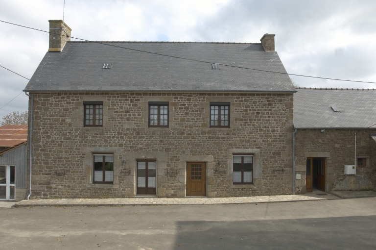 Manoir, la Haussière (Louvigné-du-Désert)