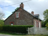 Maison, rue de la Mairie (Monterfil)