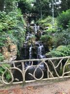 Cascades, ponts de jardin et grotte artificielle, Parc du Thabor (Rennes)