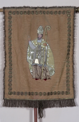 Bannière de procession 3 : Saint Docmaël ; Ostensoir