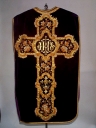Ornement violet 2 : chasuble
