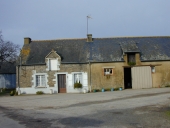 Ferme 3, la Ville aux Greniers (Pipriac)