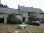 Alignement de deux fermes, l'Epine (Chevaigné)