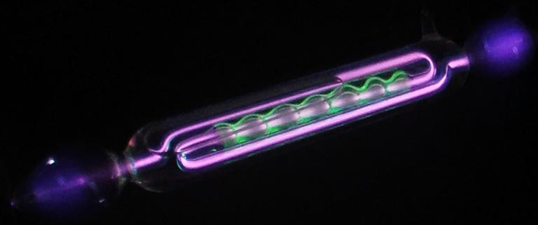 Présentation de la collection d'instruments scientifiques du lycée Émile Zola, Avenue Jean Janvier (Rennes)