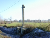 Croix de chemin, le Grand Pré, route départementale 83 (Cuguen)