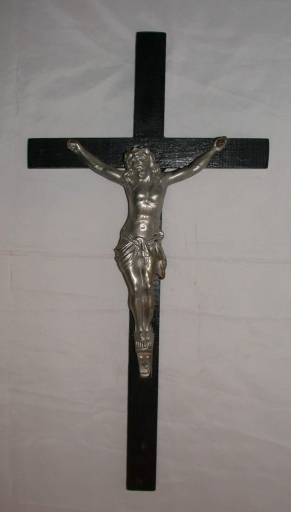 Croix de sacristie 1