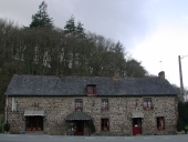 Maisons, le Perray (Tinténiac)