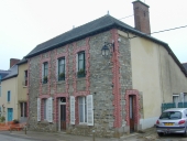 Maison, 5 rue Naise (Saint-Sulpice-la-Forêt)