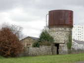 Tourelle, rue Jean Mermoz (Saint-Jacques-de-la-Lande)