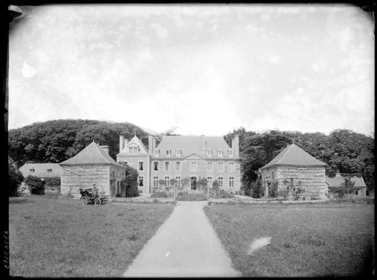 Château de Coatilliau (Ploubezre)