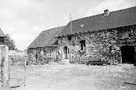 Les fermes des 16e et 17e siècle de la commune de la Selle-en-Luitré