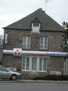 Maison à boutique, 8 place de la Mairie (Sens-de-Bretagne)