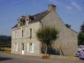 Maison, 30 rue de la Madeleine (Melrand)