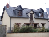 Maison, rue du Verger (Saint-Erblon)