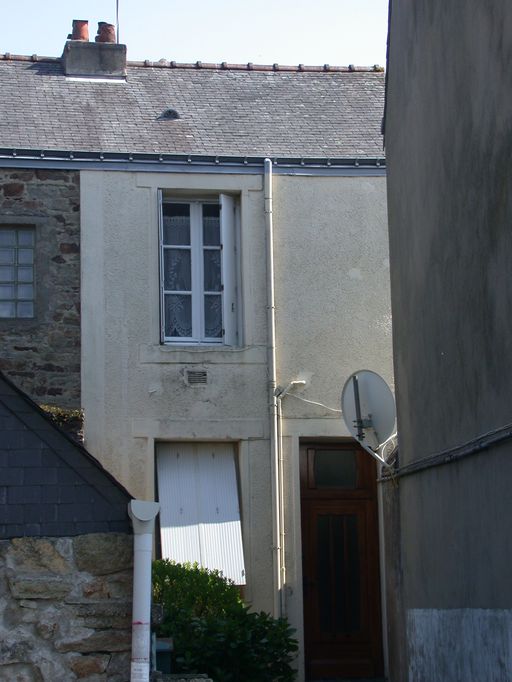 Entreprise en bâtiments Desmaison, 4 bis rue Abel Leroy ; 28 rue Olivier de Clisson (Vannes)