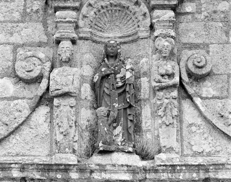 Statue : Sainte Madeleine, église Saint-Hervé (Lanhouarneau)