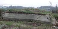 Casemate de type 680 (explosée), Pointe de Kléguer (Saint-Pol-de-Léon)