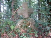 Croix de chemin dite Croix Bourdon, près de la Bouderie (Dingé)