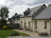 Alignement de trois logis, Beroizet (Domloup)